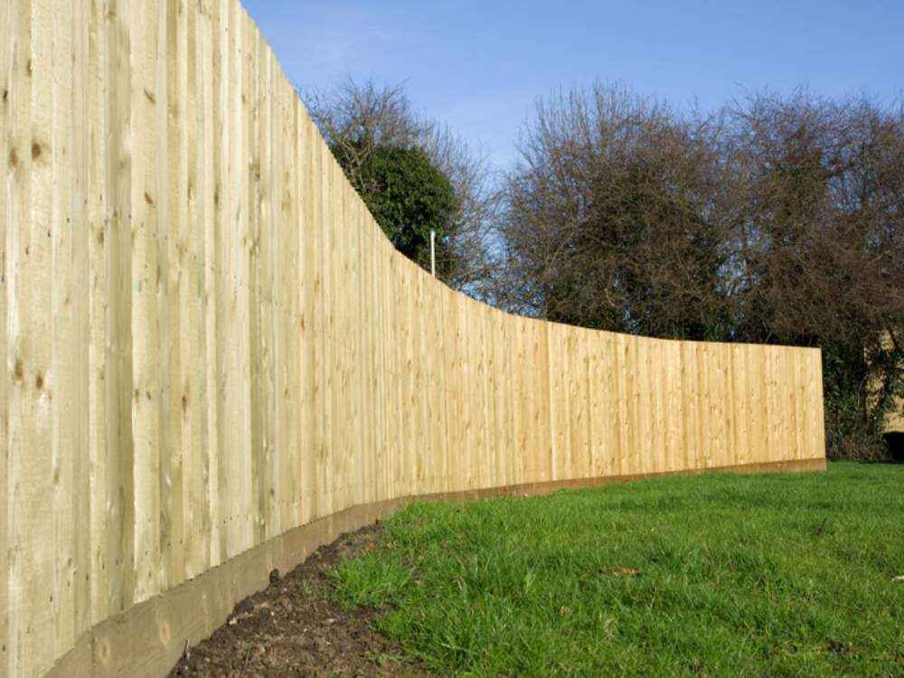 Choosing the best season for fence installation in Annapolis, MD for durability and value.